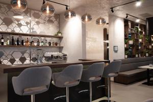 Diamond Hotel 