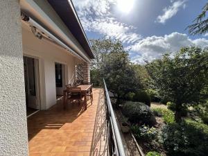 Appartement T3 centre-ville avec jardin et climatisation - FR-1-541-132