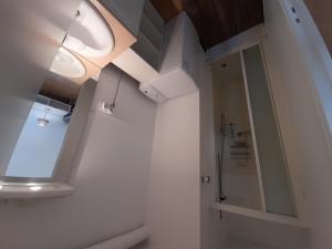 T2 lumineux centre-ville avec Wi-Fi, lave-linge et lave-vaisselle - FR-1-541-122