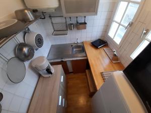 T2 lumineux centre-ville avec Wi-Fi, lave-linge et lave-vaisselle - FR-1-541-122