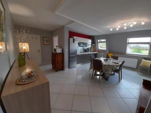 Appartement tout confort avec WIFI, lave-linge et lave-vaisselle - FR-1-541-136