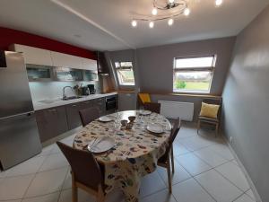 Appartements Appartement tout confort avec WIFI, lave-linge et lave-vaisselle - FR-1-541-136 : photos des chambres