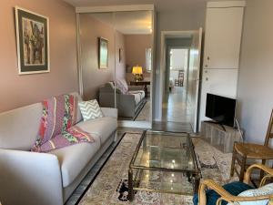 Appartement tout confort avec WIFI, lave-linge et lave-vaisselle - FR-1-541-136