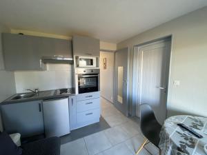 T2 avec Terrasse à 100m des Thermes, WI-FI - FR-1-541-140