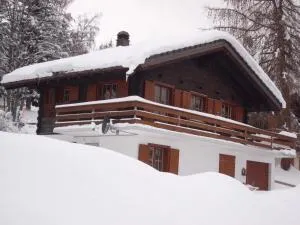 Eole - 6 pers - pres des pistes - Beuson