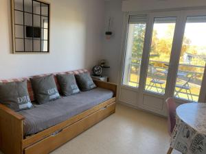 Appartements Appartement lumineux a 100m des Thermes avec balcon et Wi-Fi - FR-1-541-143 : photos des chambres