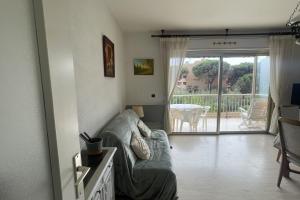 Horizon Bleu with terrace in Sainte-Maxime