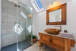 Holiday Escape, Epic VIEWS