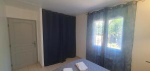 Maisons de vacances Mini villa - T2 climatise, proche des plages : photos des chambres