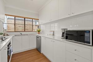 Caladenia Villa Urban Retreat