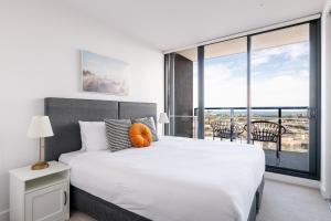 Melbourne Corporate Stays - Docklands Waterfront
