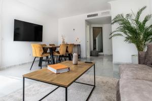 Ivy Residence 3 Modern Bbq Gated Pool