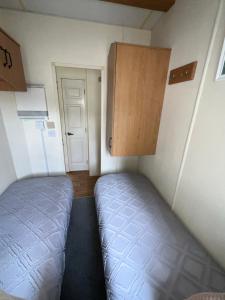 Dottys van warden springs caravan park