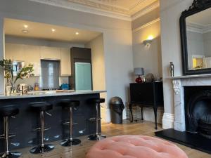 Elegant Brighton Retreat with Private Parking & Garden