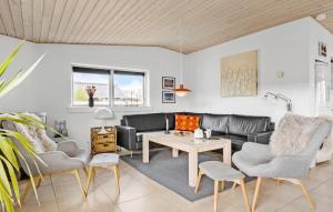 Lovely Home In Blokhus With Wifi