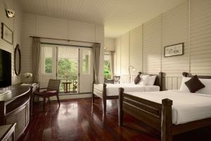 Phòng Giường Đôi hoặc 2 Giường đơn nhìn ra Kênh đào (Double or Twin Room with Canal View)