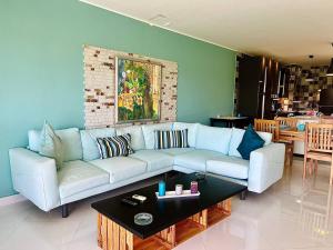 LUX 3BRSDuplex - Einbay Resort free Beach Access