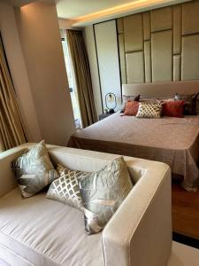 Apartment in Mida Grande Surin