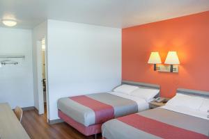 Quadruple Room room in Motel 6-Ukiah CA