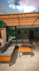 Villas Maison de campagne avec Piscine : photos des chambres