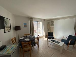 Appartements Bandol Appartement hyper centre terrasse et parking : photos des chambres