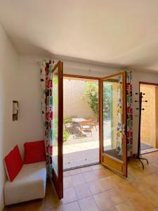 Maisons de vacances Maison provencale au milieu des champs : photos des chambres