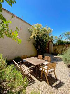 Maisons de vacances Maison provencale au milieu des champs : photos des chambres