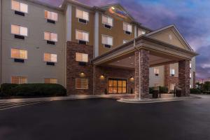 Comfort Suites Grayslake near Libertyville North