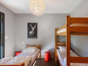 Chalets Magnifique Chalet Moderne Familial : photos des chambres