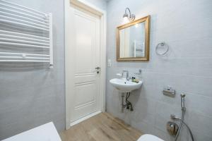 Flawless Two-Bedroom Apartment