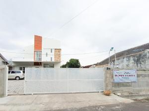 Happy Family Homestay Jember Mitra RedDoorz