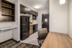 MainStay Suites at Discovery Park of America