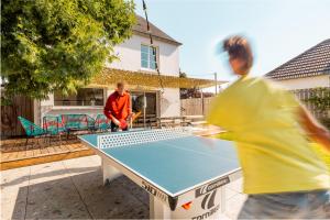 Maisons de vacances la Villa du Thar - plage 300m piscine babyfoot arcade pingpong petanque : photos des chambres