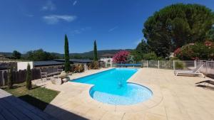 Appartements Terre de Crussol - Gite 3 etoiles en Ardeche, avec piscine et clim, 2-4 personnes : photos des chambres