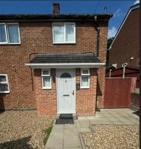 Charming 3-Bedroom Retreat with Modern Comforts - 北斯蒂福德