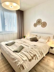 The Elite Suite III downtown AC & garage parking