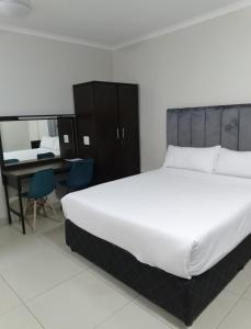 Bayside Hotel Suites