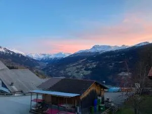 Ferienwohnung Jones - Jenaz