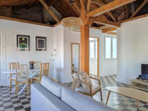 Torre San Juan by Dossan Appartments