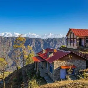 Binsar View Boutique Room l Mountain Hideout - Bāgeshwar