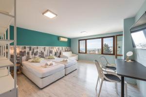 Villa Sineva - Pool, BBQ & Seaview