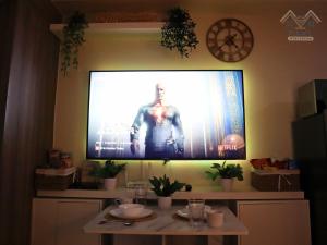 Cozy Vibrant Staycation Netflix Wifi Mandaluyong