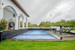 Beachwalk- A Luxury 1BHK Apartment Nearby Candolim Beach Goa