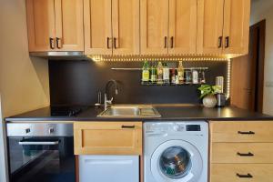 Panoramic 2 Bedroom Cabin Retreat Japanese Style