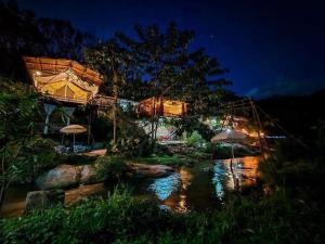 โดมอิงธาร บ้านสวนสราญชล