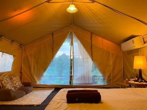 โดมอิงธาร บ้านสวนสราญชล