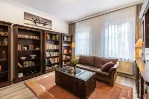 Fewo am Georgengarten - Wohnung 2 - Steutz