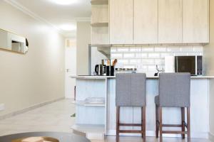 Colourful Canal Escape