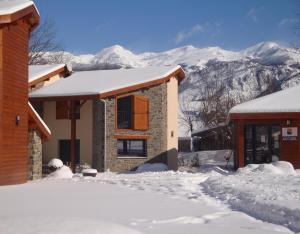 2-Bedroom Cottage room in Les Granges de Leo