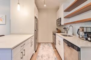 Luxury 2BR Apt Near Charles River - CHR-212